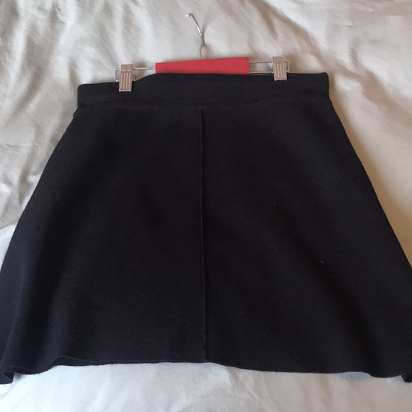 Black Zara Heavy Cotton Knit Flare Skirt, Size Small - Picture 4 of 8